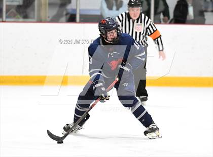 Thumbnail 1 in Kent vs. Trinity-Pawling (Avon Christmas Classic 7th Place) photogallery.