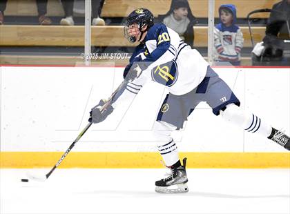 Thumbnail 1 in Kent vs. Trinity-Pawling (Avon Christmas Classic 7th Place) photogallery.