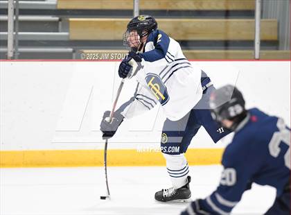 Thumbnail 1 in Kent vs. Trinity-Pawling (Avon Christmas Classic 7th Place) photogallery.