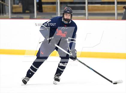 Thumbnail 2 in Kent vs. Trinity-Pawling (Avon Christmas Classic 7th Place) photogallery.