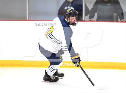 Thumbnail 3 in Kent vs. Trinity-Pawling (Avon Christmas Classic 7th Place) photogallery.