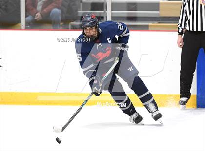 Thumbnail 2 in Kent vs. Trinity-Pawling (Avon Christmas Classic 7th Place) photogallery.