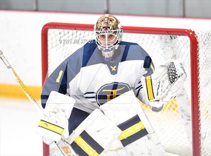 Thumbnail 1 in Kent vs. Trinity-Pawling (Avon Christmas Classic 7th Place) photogallery.