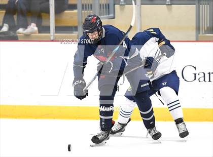 Thumbnail 1 in Kent vs. Trinity-Pawling (Avon Christmas Classic 7th Place) photogallery.