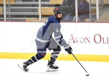 Thumbnail 1 in Kent vs. Trinity-Pawling (Avon Christmas Classic 7th Place) photogallery.