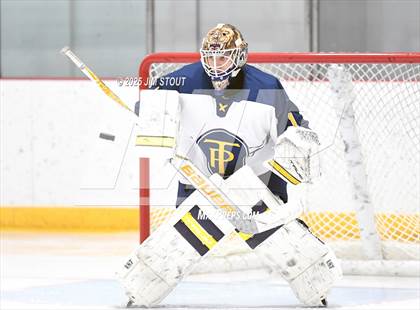 Thumbnail 1 in Kent vs. Trinity-Pawling (Avon Christmas Classic 7th Place) photogallery.