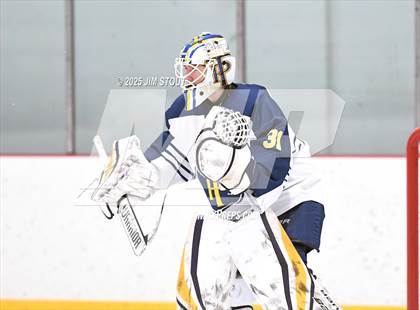 Thumbnail 3 in Kent vs. Trinity-Pawling (Avon Christmas Classic 7th Place) photogallery.