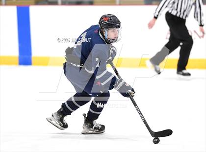 Thumbnail 2 in Kent vs. Trinity-Pawling (Avon Christmas Classic 7th Place) photogallery.
