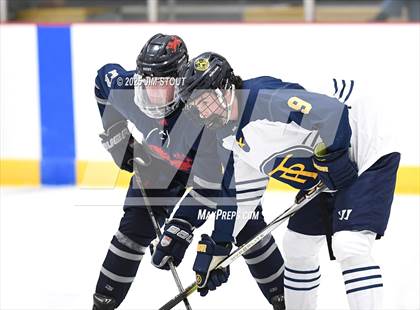 Thumbnail 1 in Kent vs. Trinity-Pawling (Avon Christmas Classic 7th Place) photogallery.