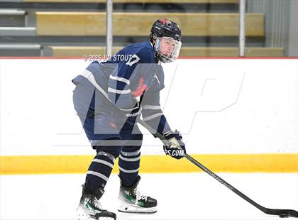 Thumbnail 3 in Kent vs. Trinity-Pawling (Avon Christmas Classic 7th Place) photogallery.