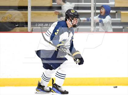 Thumbnail 3 in Kent vs. Trinity-Pawling (Avon Christmas Classic 7th Place) photogallery.
