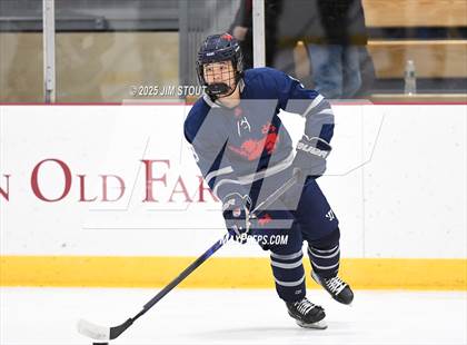 Thumbnail 2 in Kent vs. Trinity-Pawling (Avon Christmas Classic 7th Place) photogallery.