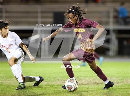 Thumbnail 1 in Plant City @ Lake Gibson photogallery.