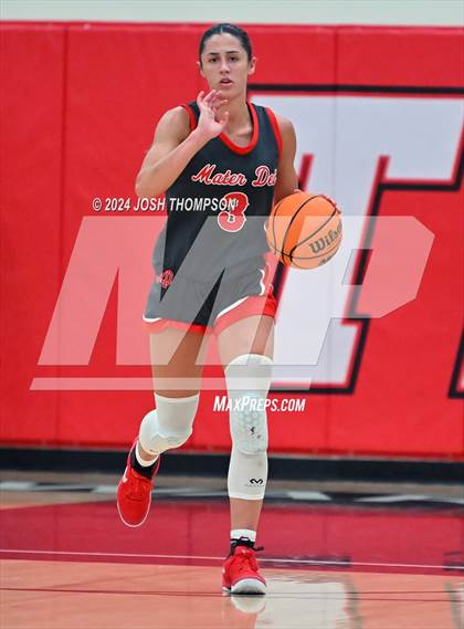 Thumbnail 2 in Ontario Christian vs. Mater Dei photogallery.