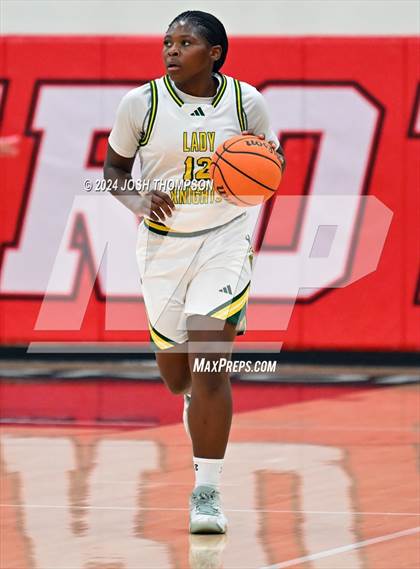 Thumbnail 1 in Ontario Christian vs. Mater Dei photogallery.