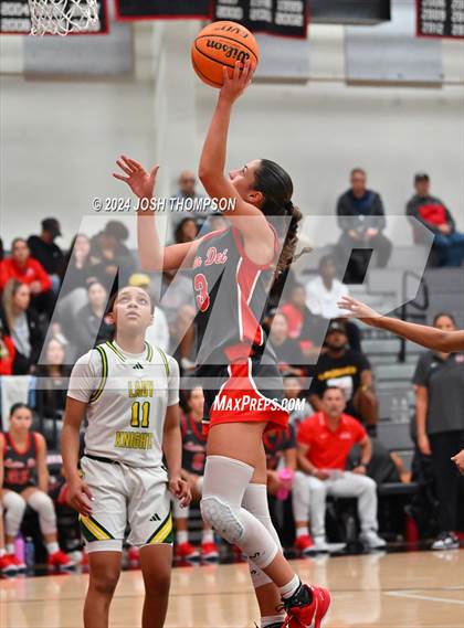 Thumbnail 2 in Ontario Christian vs. Mater Dei photogallery.