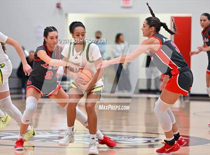 Thumbnail 1 in Ontario Christian vs. Mater Dei photogallery.