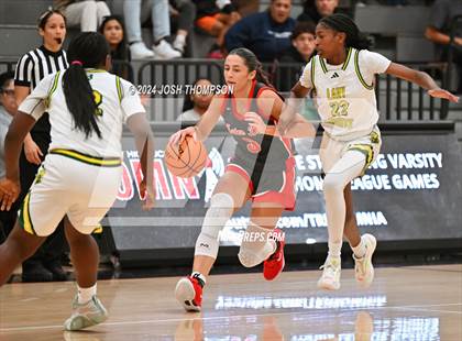 Thumbnail 3 in Ontario Christian vs. Mater Dei photogallery.