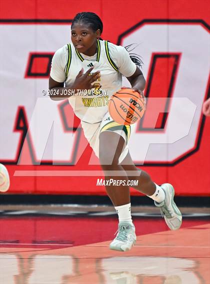 Thumbnail 1 in Ontario Christian vs. Mater Dei photogallery.