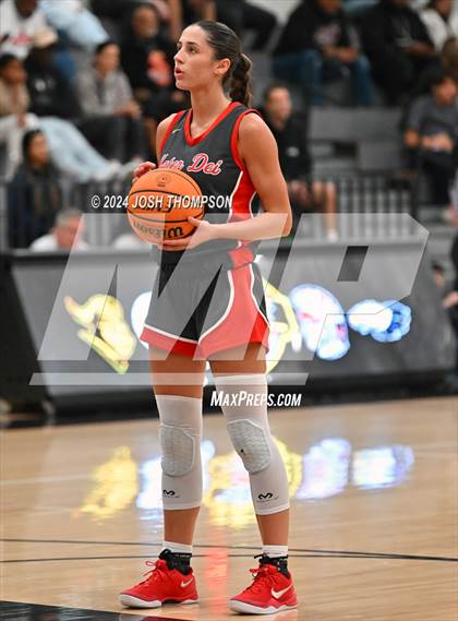Thumbnail 1 in Ontario Christian vs. Mater Dei photogallery.