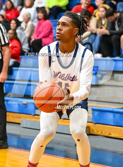 Thumbnail 1 in New Haven vs Kokomo (Phil Cox Memorial Holiday Tournament)  photogallery.