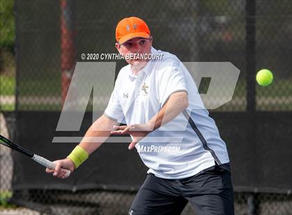 Thumbnail 2 in 5A State Tournament Day 1 photogallery.