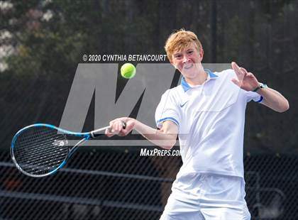 Thumbnail 3 in 5A State Tournament Day 1 photogallery.