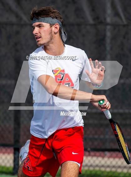 Thumbnail 3 in 5A State Tournament Day 1 photogallery.