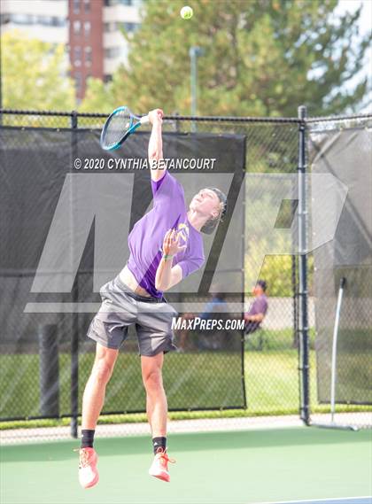 Thumbnail 2 in 5A State Tournament Day 1 photogallery.