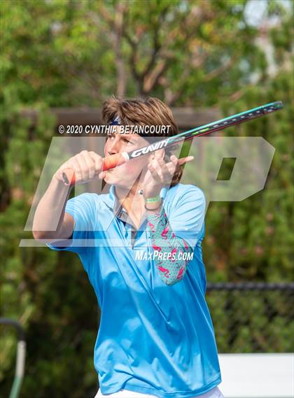 Thumbnail 2 in 5A State Tournament Day 1 photogallery.
