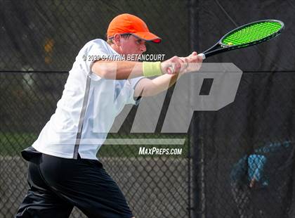 Thumbnail 1 in 5A State Tournament Day 1 photogallery.