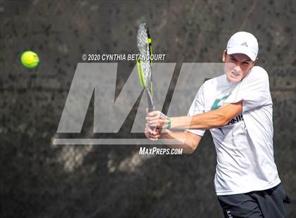 Thumbnail 3 in 5A State Tournament Day 1 photogallery.