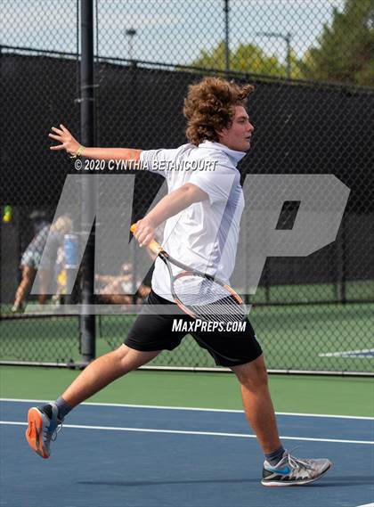 Thumbnail 3 in 5A State Tournament Day 1 photogallery.