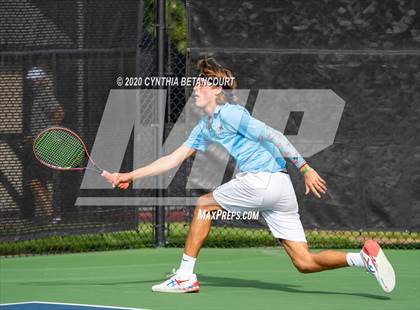 Thumbnail 3 in 5A State Tournament Day 1 photogallery.