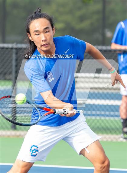 Thumbnail 2 in 5A State Tournament Day 1 photogallery.