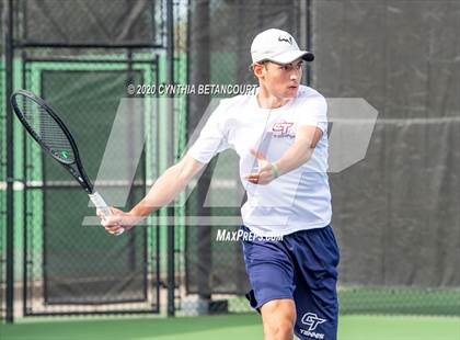 Thumbnail 2 in 5A State Tournament Day 1 photogallery.
