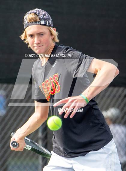 Thumbnail 1 in 5A State Tournament Day 1 photogallery.