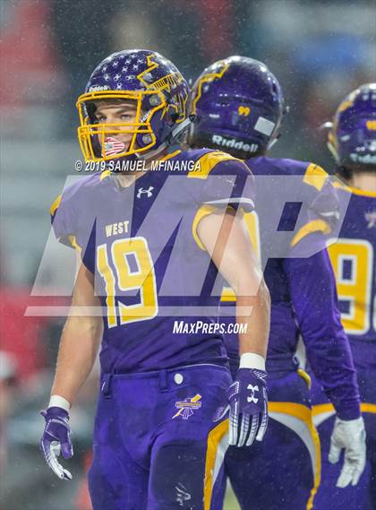 Thumbnail 2 in Bellevue West vs. Omaha Westside (NSAA Class A Final)  photogallery.