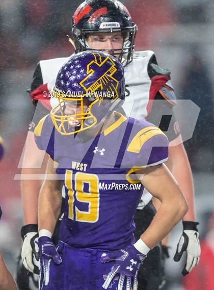 Thumbnail 1 in Bellevue West vs. Omaha Westside (NSAA Class A Final)  photogallery.