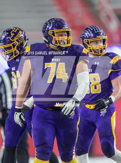 Thumbnail 3 in Bellevue West vs. Omaha Westside (NSAA Class A Final)  photogallery.