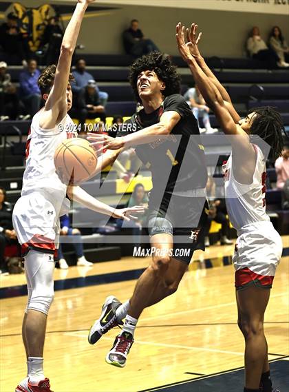 Thumbnail 3 in Hickory vs. Wesleyan Christian Academy photogallery.