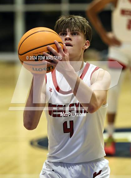 Thumbnail 2 in Hickory vs. Wesleyan Christian Academy photogallery.