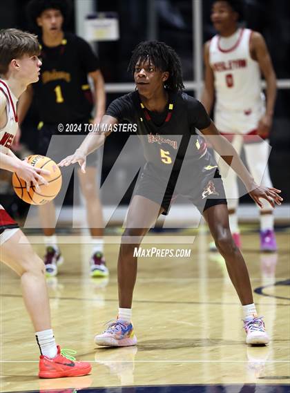 Thumbnail 1 in Hickory vs. Wesleyan Christian Academy photogallery.