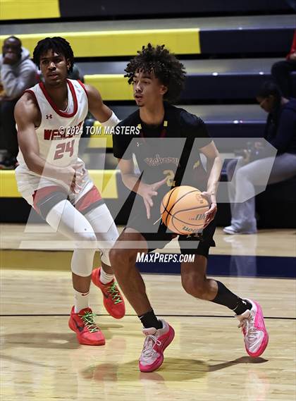 Thumbnail 1 in Hickory vs. Wesleyan Christian Academy photogallery.