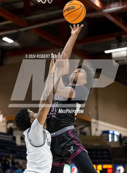 Thumbnail 2 in Venture Academy vs. Natomas (CIF SJS D4 Final) photogallery.
