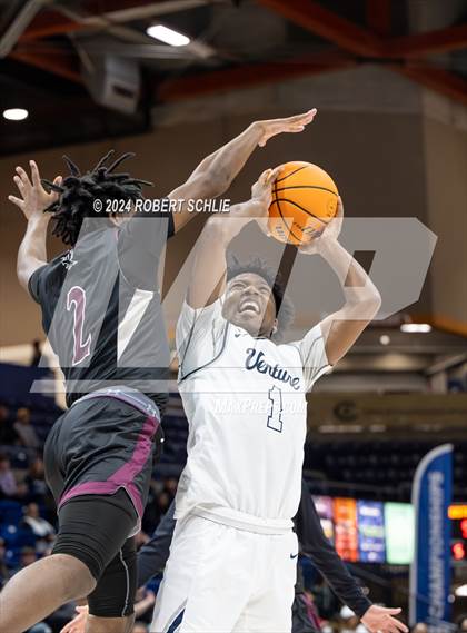 Thumbnail 3 in Venture Academy vs. Natomas (CIF SJS D4 Final) photogallery.