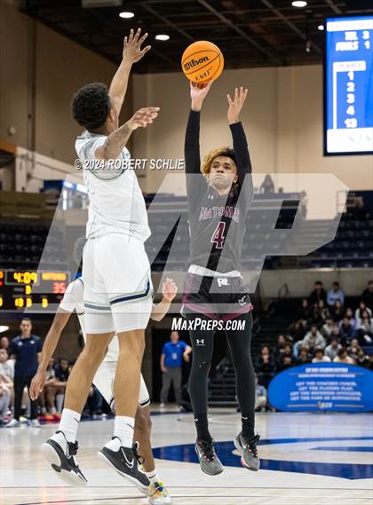 Thumbnail 3 in Venture Academy vs. Natomas (CIF SJS D4 Final) photogallery.