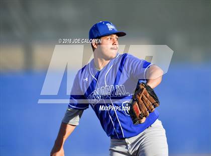 Thumbnail 2 in Highlands vs San Antonio Memorial photogallery.