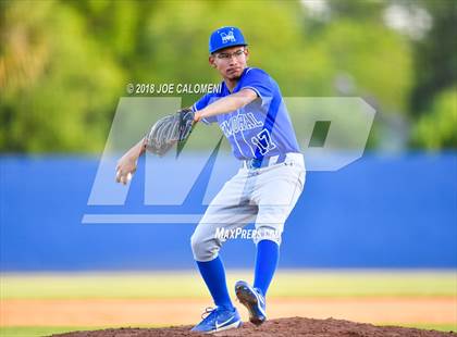 Thumbnail 3 in Highlands vs San Antonio Memorial photogallery.