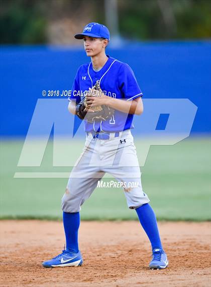 Thumbnail 2 in Highlands vs San Antonio Memorial photogallery.